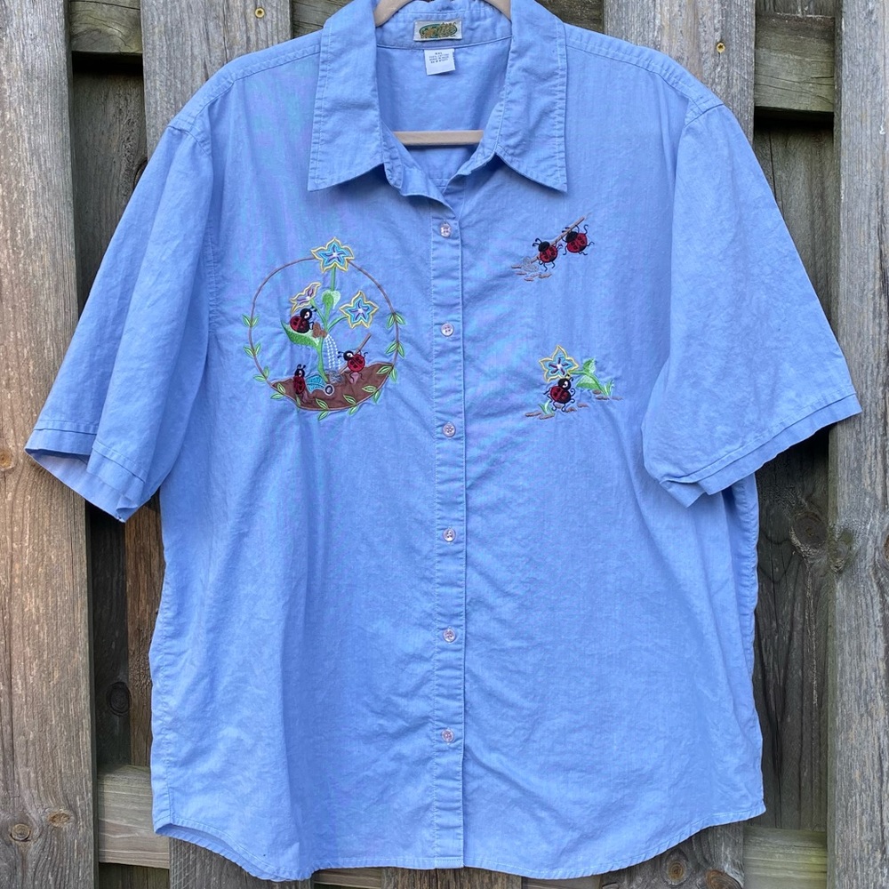 Collections Etc Ladybug Floral Embroidered 100% cotton Button down shirt blue